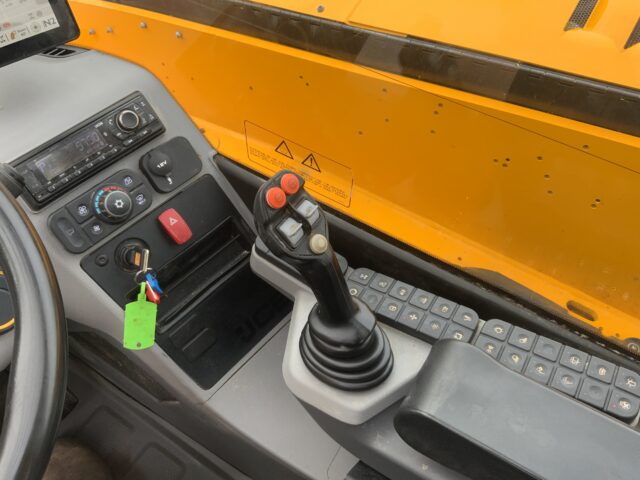 JCB 542-70 Agri Xtra Telehandler (ST23537)