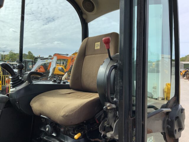 JCB 8050 Digger (ST24508)