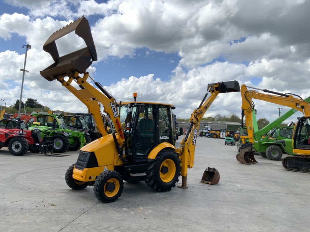 JCB Midi CX Wheeled Digger (ST23004)