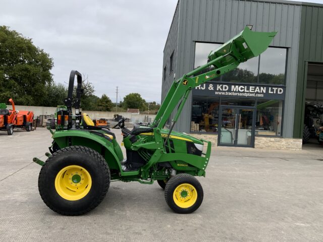 John Deere 4066M Tractor (ST24240)