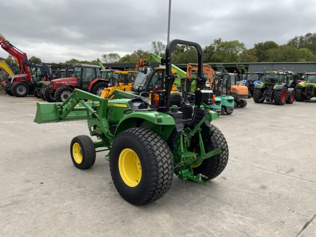John Deere 4066M Tractor (ST24240)
