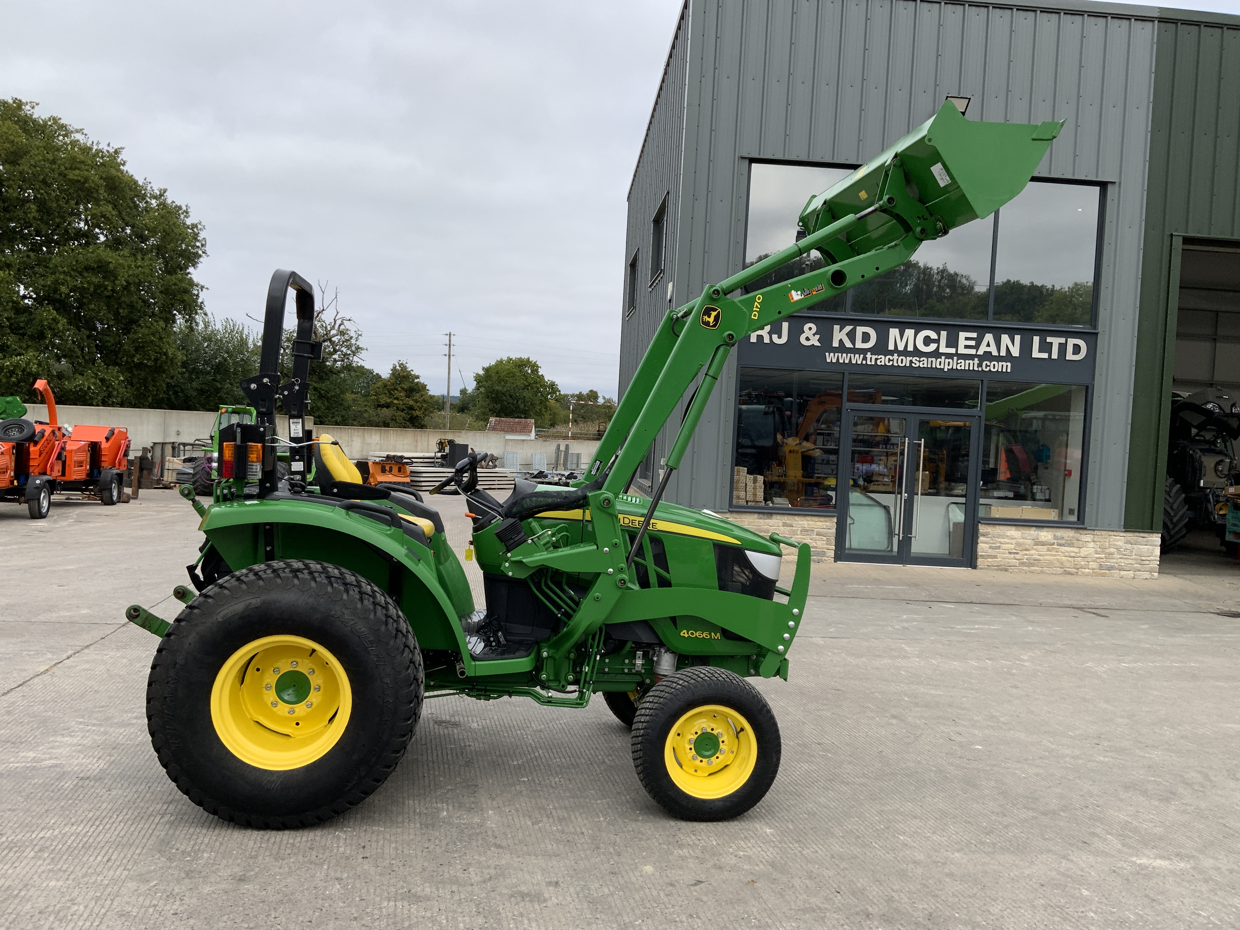 john-deere-4066m-tractor-st24240-copy-john-deere-4066m-tractor-st24240-img-9828-1