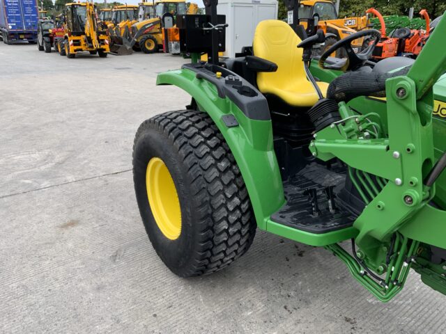 John Deere 4066M Tractor (ST24240)