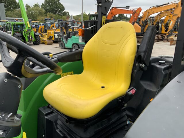 John Deere 4066M Tractor (ST24240)