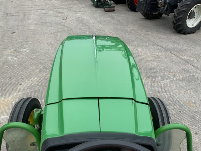 John Deere 5055E Tractor (ST24652)