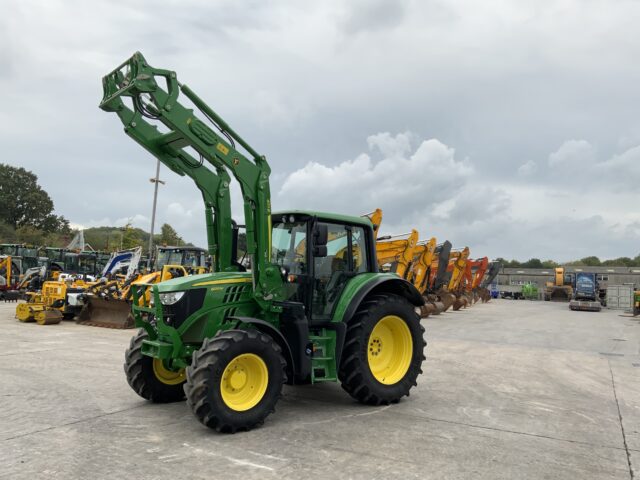 John Deere 6120M Tractor (ST24650)