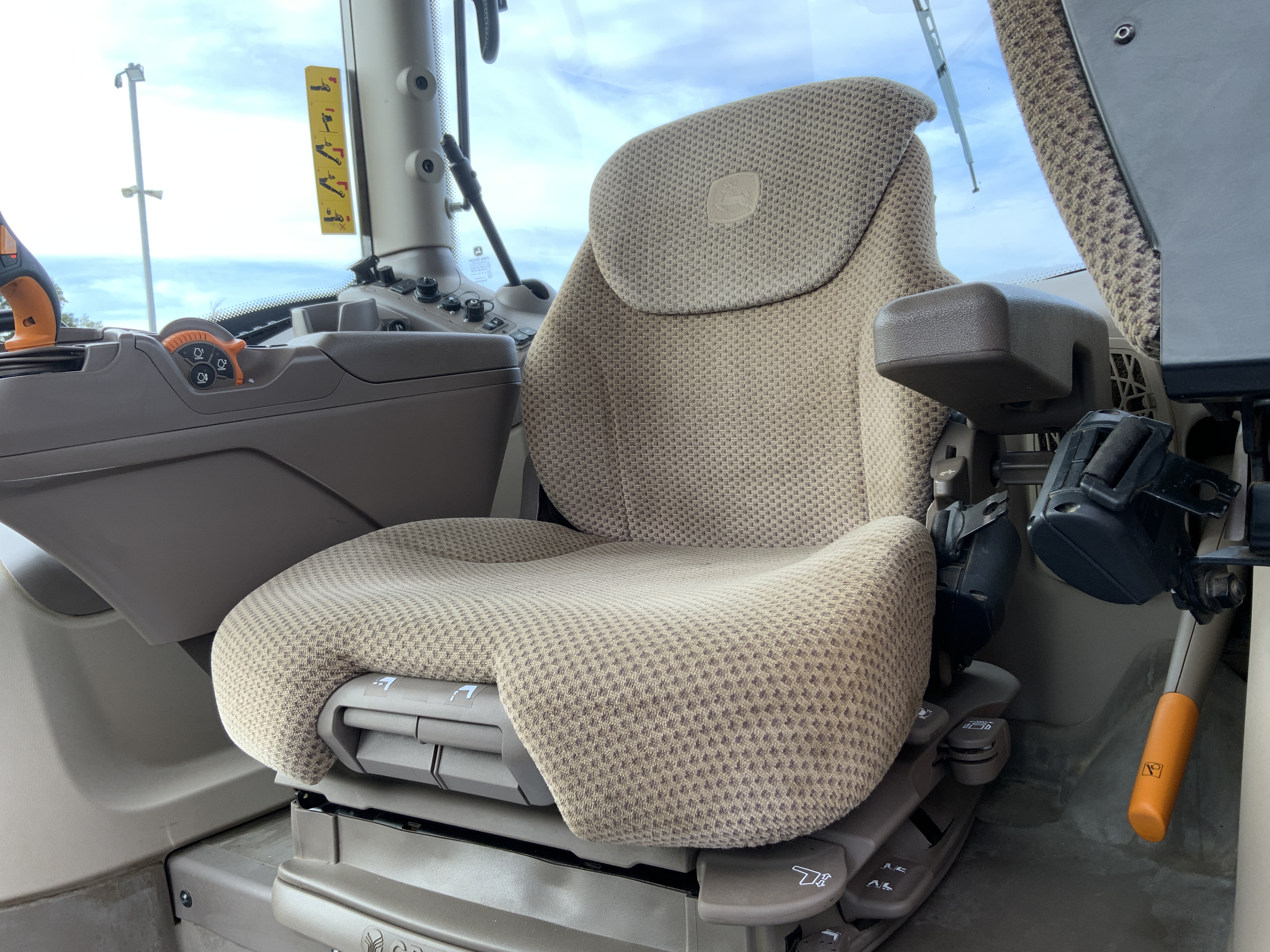 John Deere 6155R Premium Edition Tractor (ST24649)