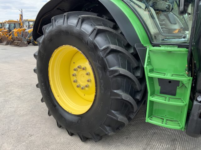 John Deere 6175R Tractor (ST24009)