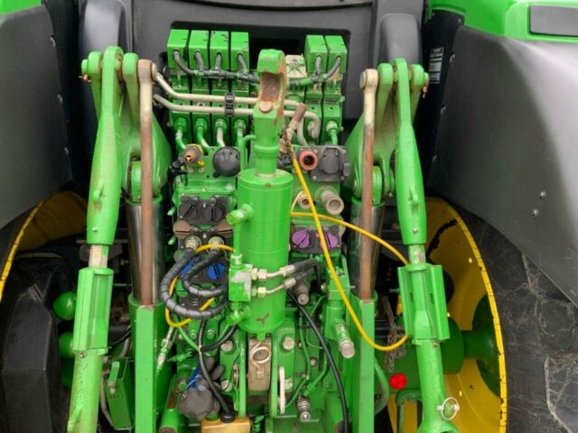 John Deere 6195R Tractor (ST22150)