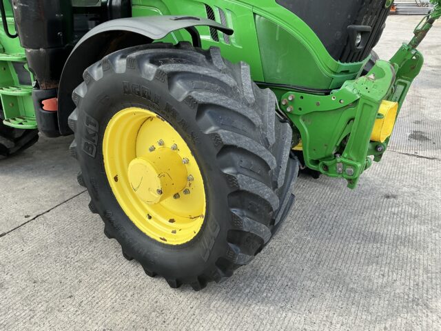 John Deere 6195R Tractor (ST24010)