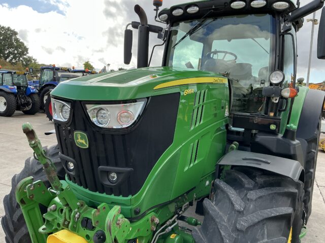 John Deere 6195R Tractor (ST24010)