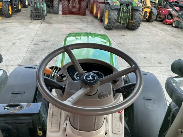 John Deere 6195R Tractor (ST24010)