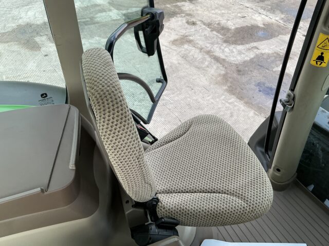 John Deere 6195R Tractor (ST24010)