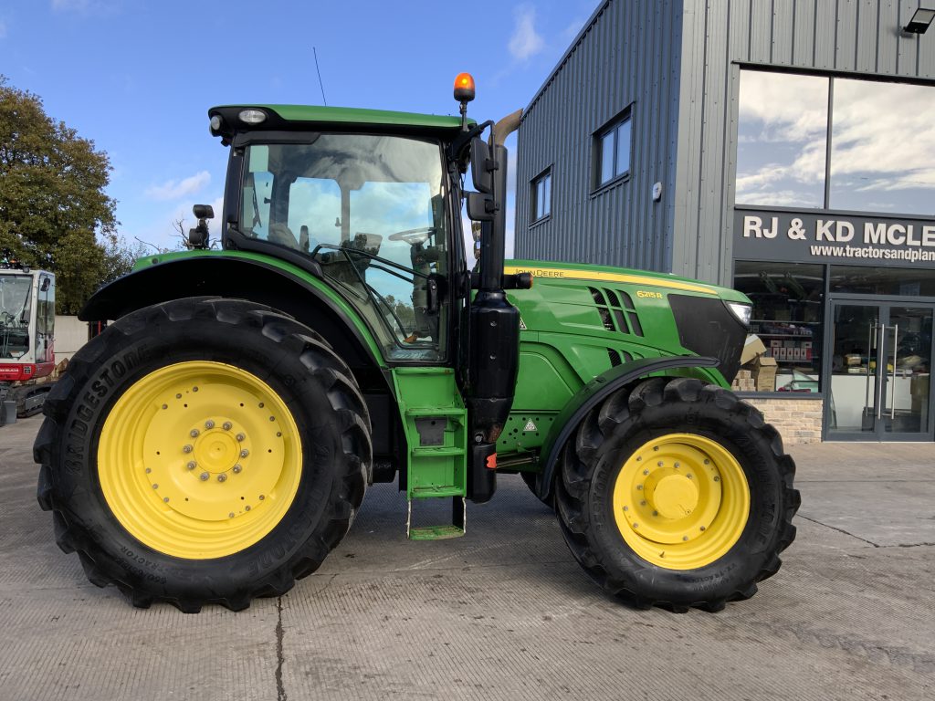 John Deere 6215R Tractor (ST24593)
