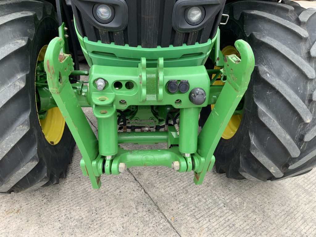 John Deere 6215R Tractor (ST23985)