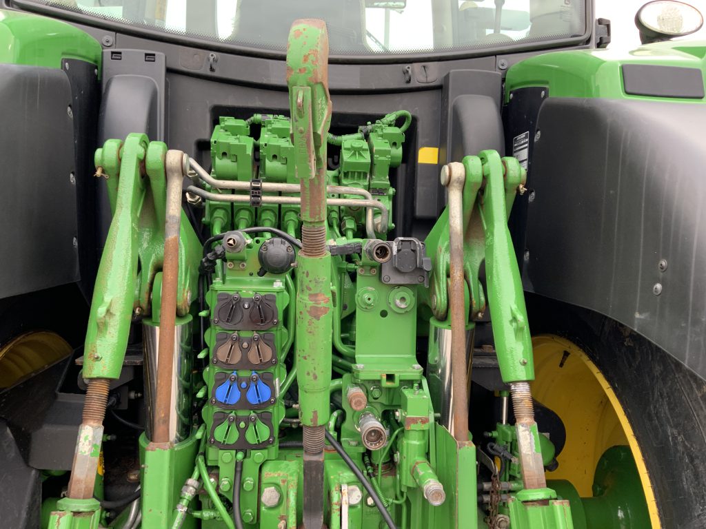 John Deere 6215R Tractor (ST23985)