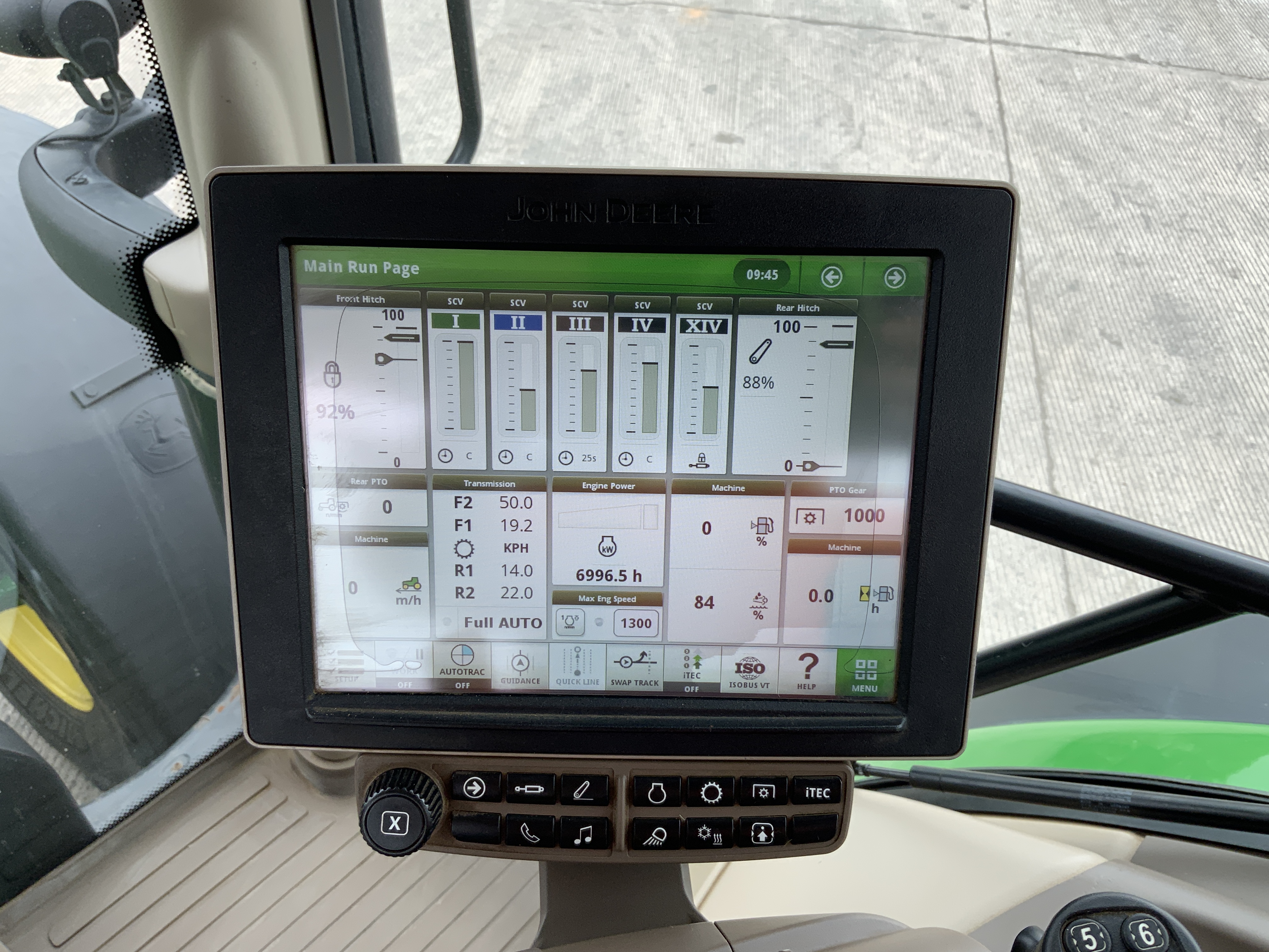 John Deere 6215R Tractor (ST23985) John Deere 6215R Tractor (ST23985)