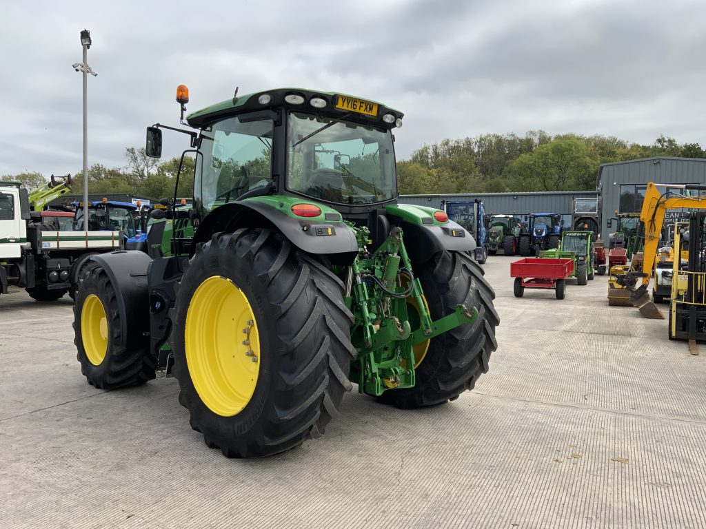 John Deere 6215R Tractor (ST24428)