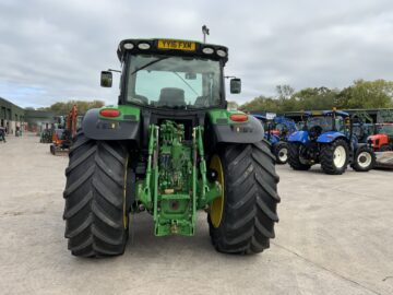 John Deere 6215R Tractor (ST24428)