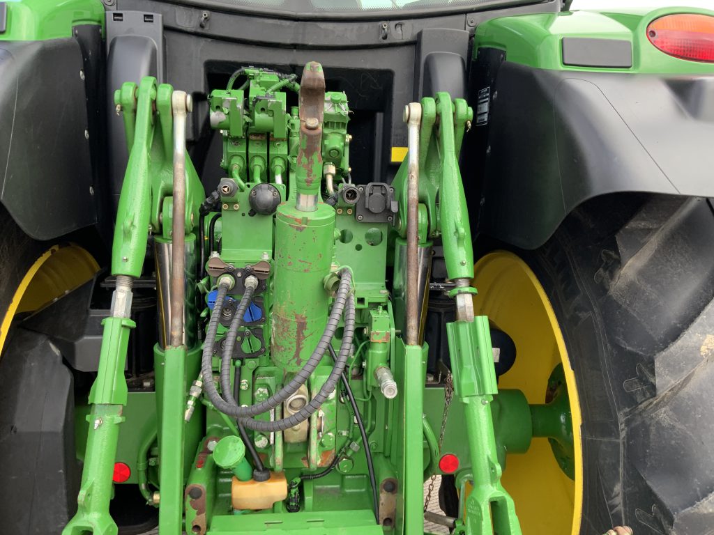 John Deere 6215R Tractor (ST24428)