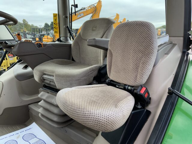 John Deere 6215R Tractor (ST24428)