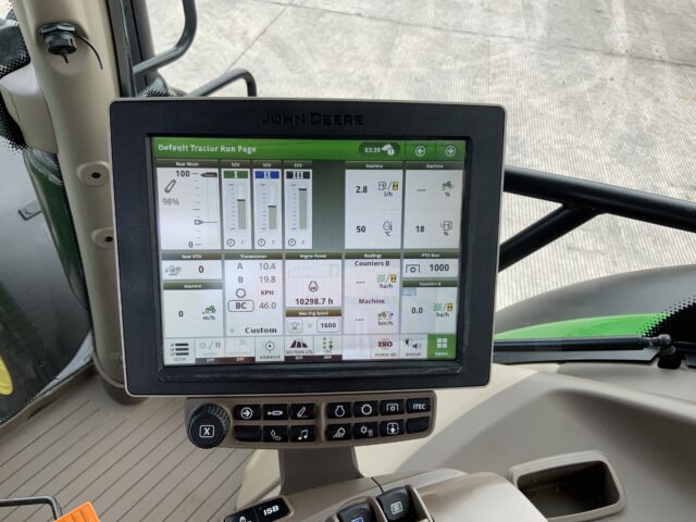 John Deere 6215R Tractor (ST24428)