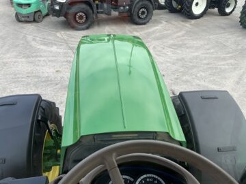 John Deere 6215R Tractor (ST24428)