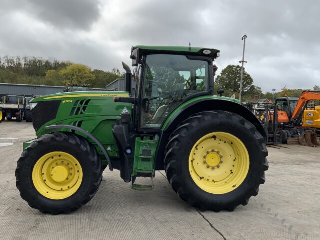 John Deere 6215R Tractor (ST24594)