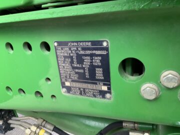 John Deere 6215R Tractor (ST24594)
