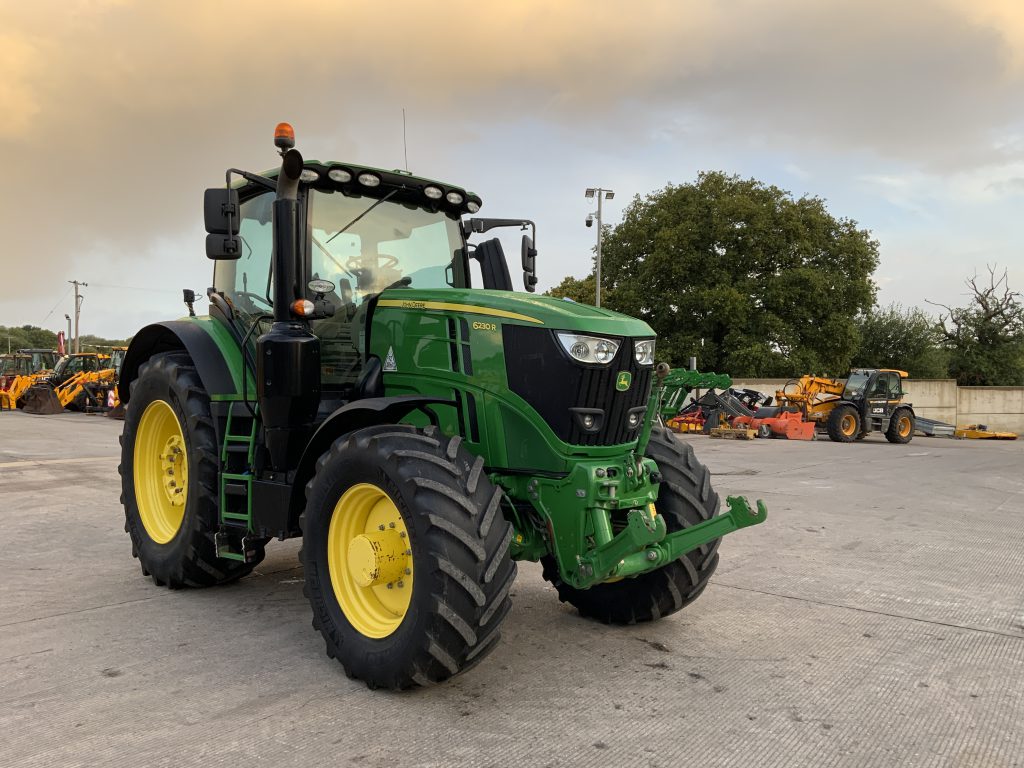 John Deere 6230R Tractor (ST24280)