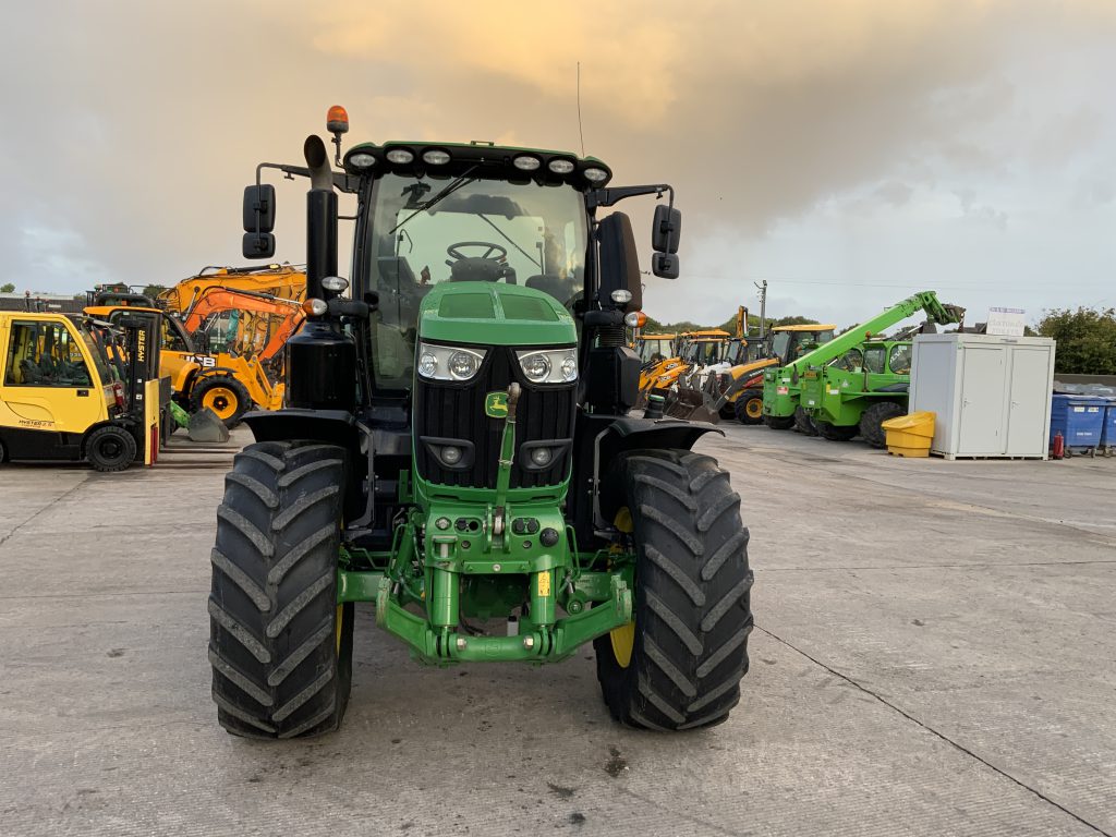 John Deere 6230R Tractor (ST24280)
