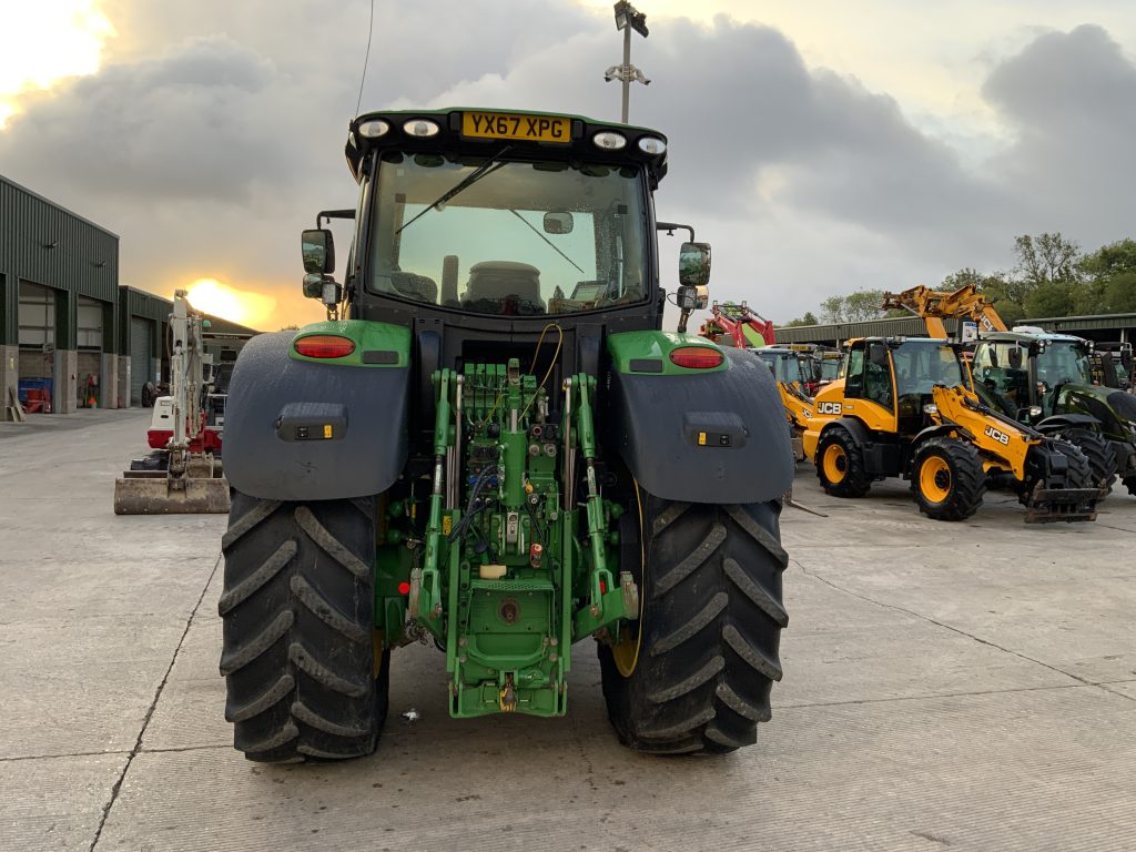John Deere 6230R Tractor (ST24280)