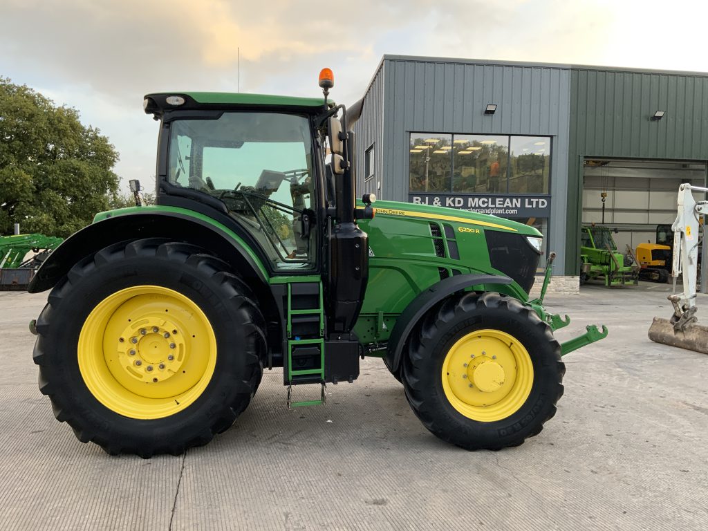 John Deere 6230R Tractor (ST24280)