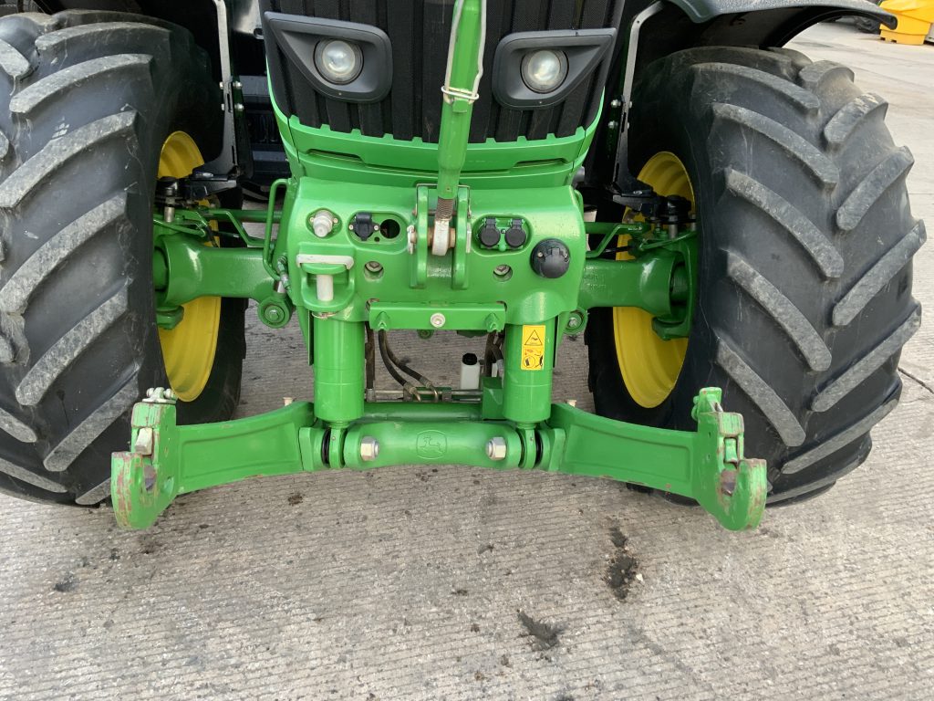 John Deere 6230R Tractor (ST24280)