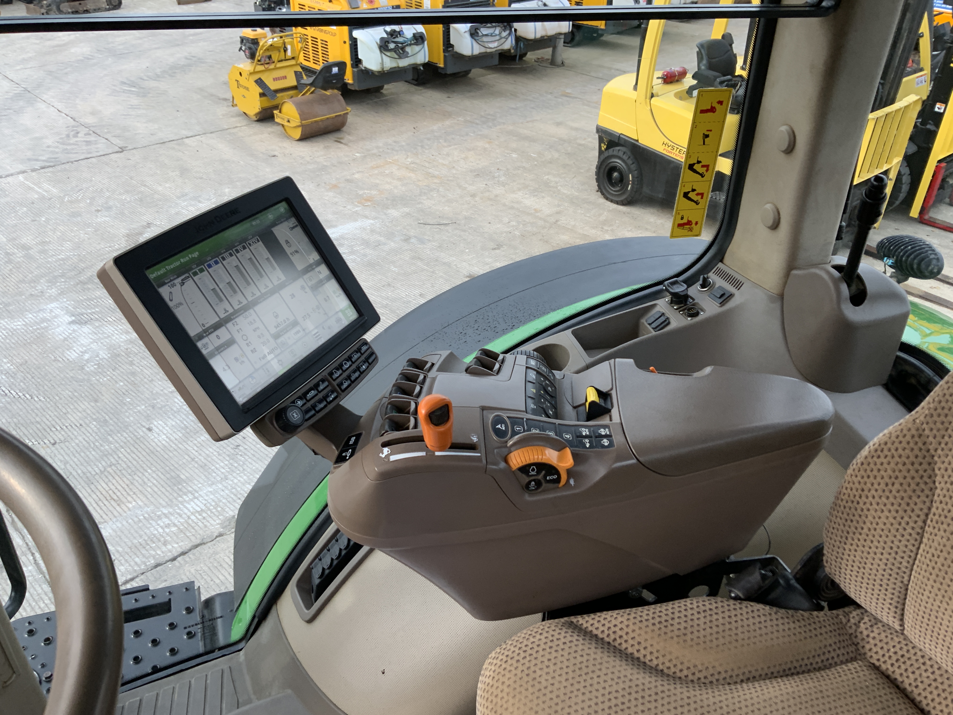 John Deere 7290R Tractor (ST24391)