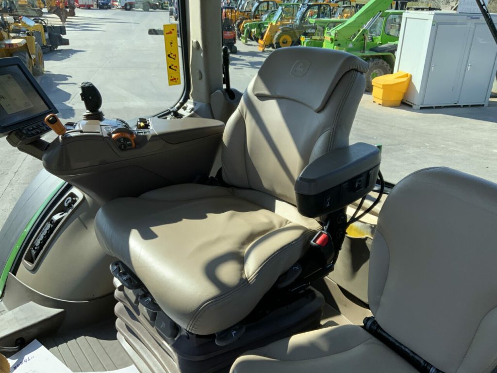 John Deere 7310R Tractor (ST22840)