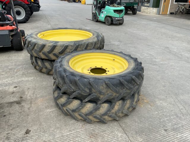 John Deere Row Crop Wheels & Tyres