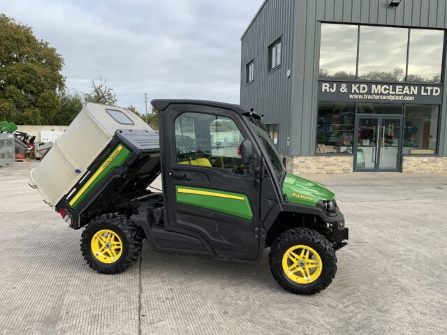 John Deere XUV 865M Gator (ST24574)