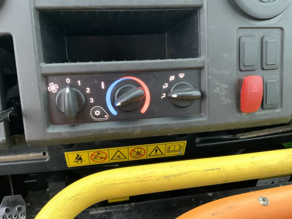 John Deere XUV 865M Rescue Vehicle (ST24778)