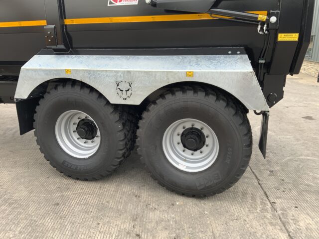 JPM Black 20Tonne Half Pipe Dump Trailer (ST24695)