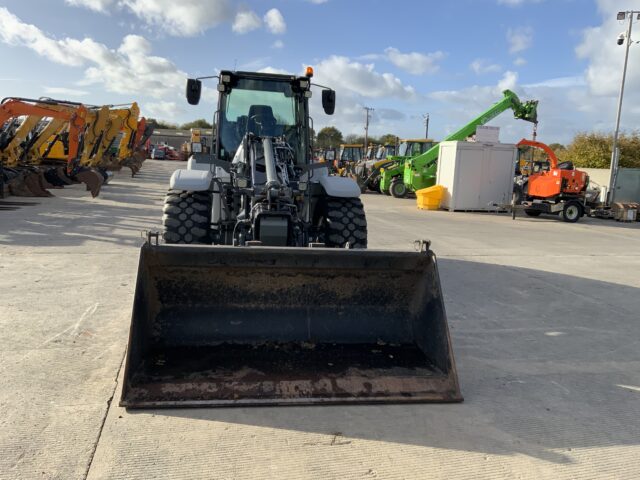 Kramer KL55.8T Black Wheeled Telehandler (ST24946)