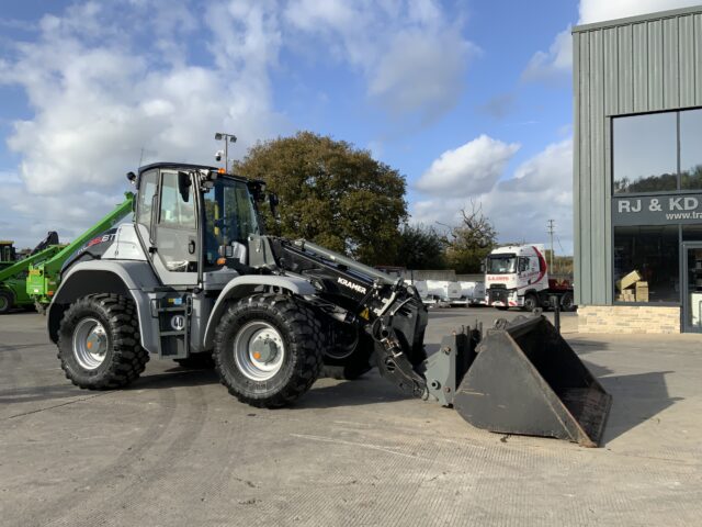 Kramer KL55.8T Black Wheeled Telehandler (ST24946)