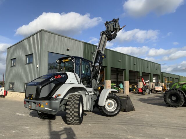 Kramer KL55.8T Black Wheeled Telehandler (ST24946)