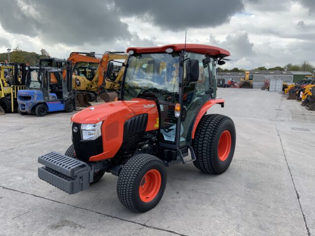 Kubota L2-522 Tractor (ST24738)