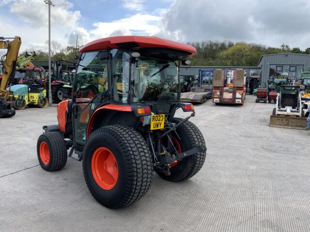Kubota L2-522 Tractor (ST24738)