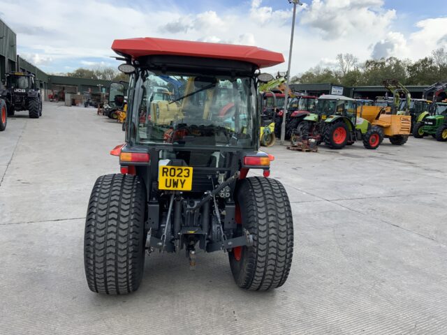 Kubota L2-522 Tractor (ST24738)