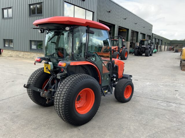 Kubota L2-522 Tractor (ST24738)