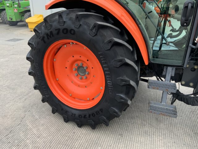 Kubota M8540 Tractor (ST24583)