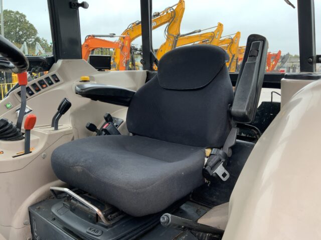 Kubota M8540 Tractor (ST24583)