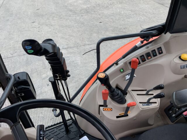 Kubota M8540 Tractor (ST24583)